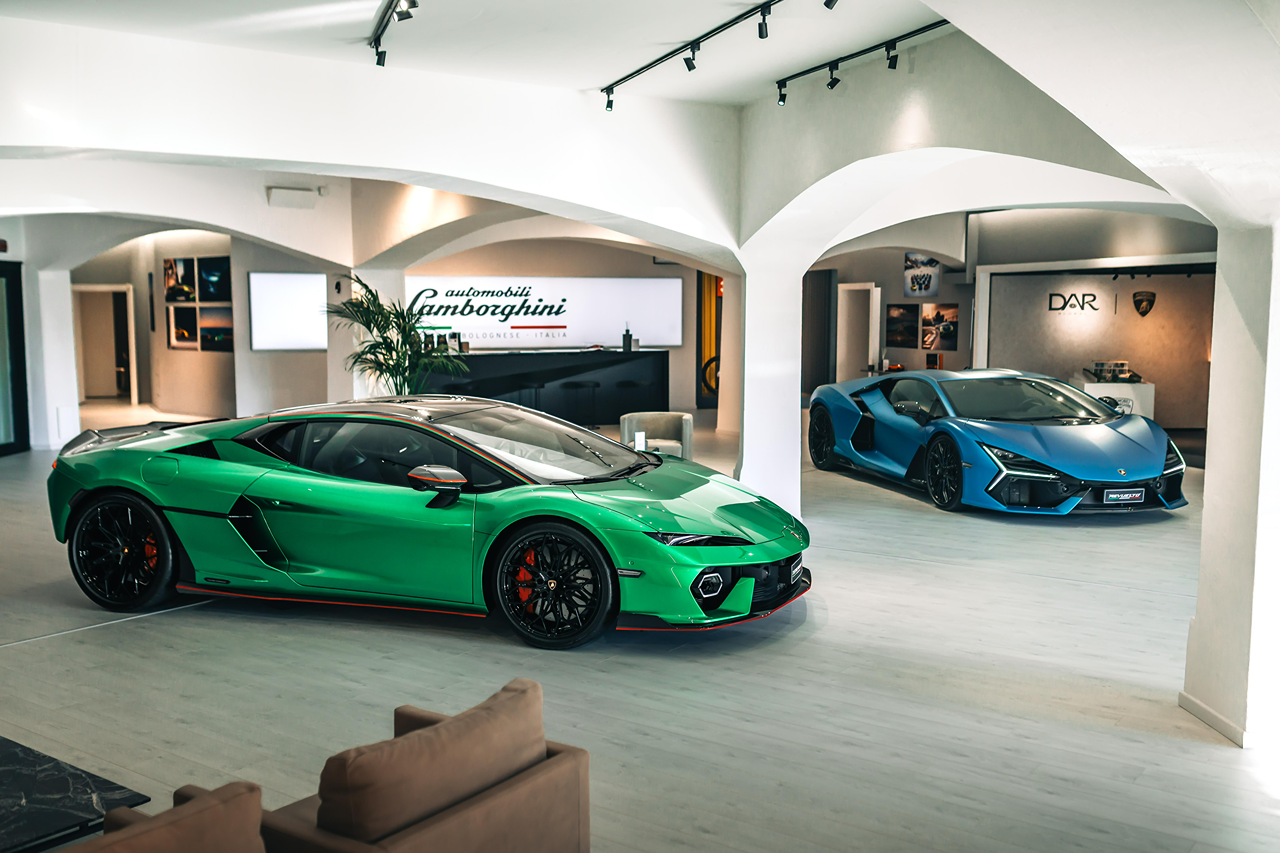 Lamborghini semestrale