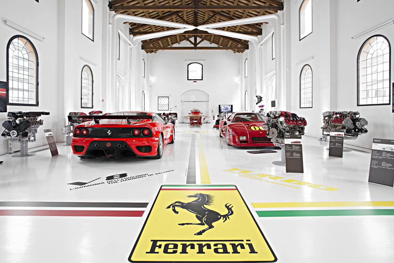 Ferrari (1)