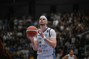 Napoli basket budget
